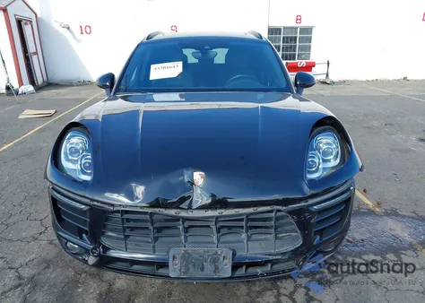 2017 Porsche Macan z USA, uszkodzony, nr VIN WP1AA2A50HLB82637